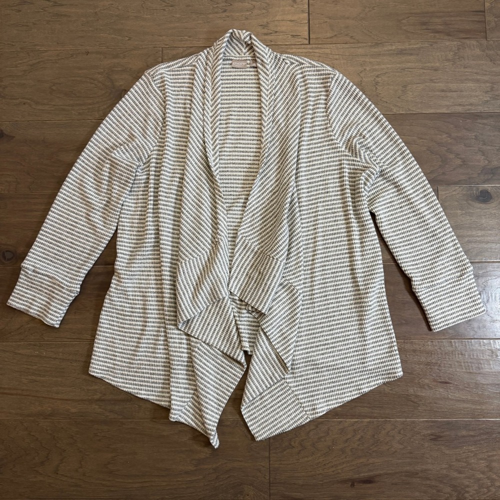 Chicos Zenergy Striped Open Front Waterfall Cardigan Gray White Womens 3P 16/18P